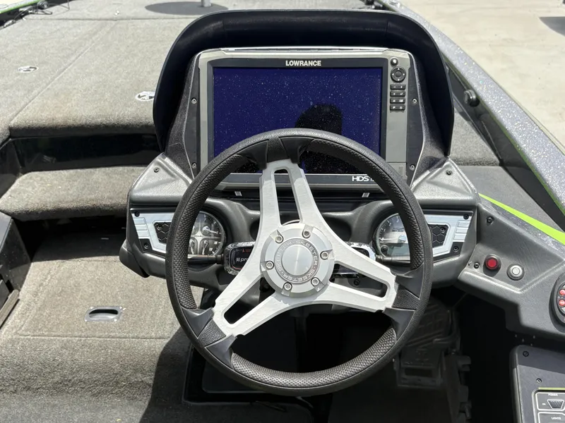 Slide: The Image of Skeeter FX21 Limited Edition 2017 - 6