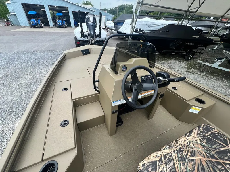 Slide: The Image of G3 Gator Tough 20 CCJ 2025 - 27