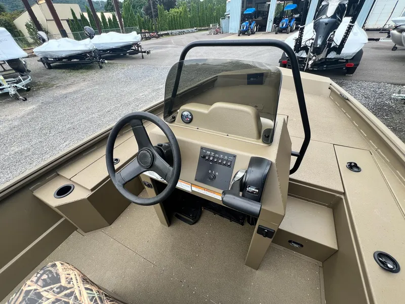 Slide: The Image of G3 Gator Tough 20 CCJ 2025 - 4