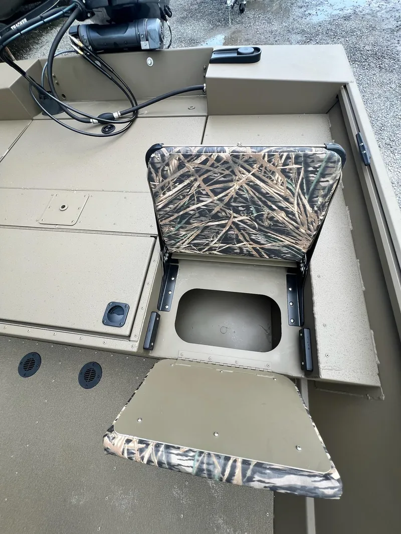 Slide: The Image of G3 Gator Tough 20 CCJ 2025 - 8