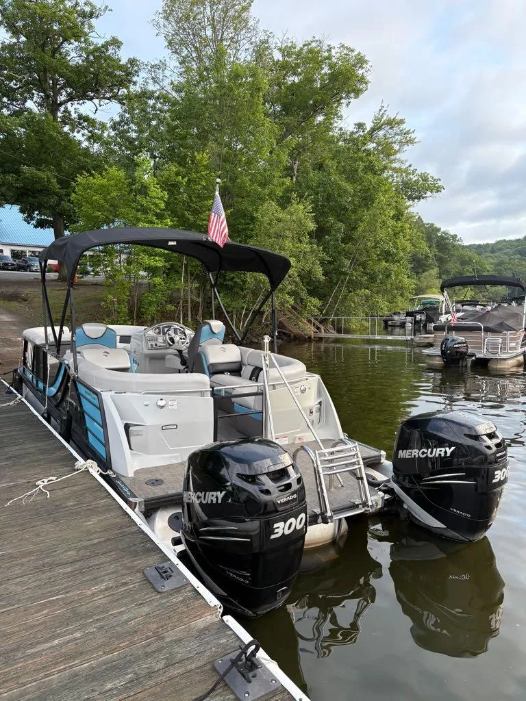 Slide: The Image of South Bay 500 Series 525RS Twin-3.0+ 2020 - 1