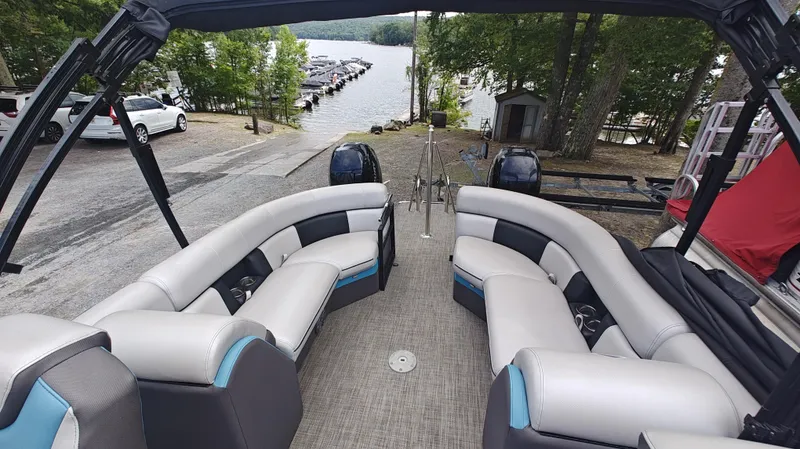 Slide: The Image of South Bay 500 Series 525RS Twin-3.0+ 2020 - 7