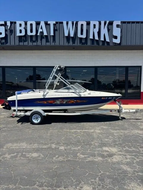 Slide: The Image of Bayliner 175XT 2006 - 7