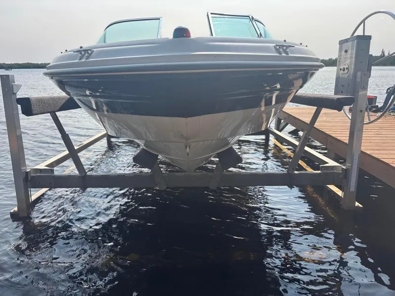 Slide: The Image of Sea Ray 180 Bow Rider 2004 - 13