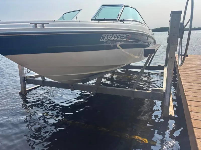 Slide: The Image of Sea Ray 180 Bow Rider 2004 - 14