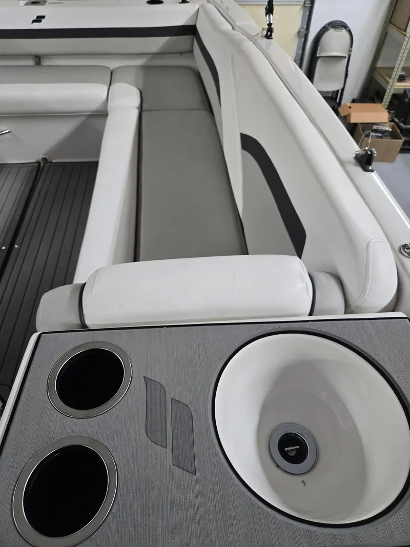 Slide: The Image of Starcraft 211 SVX OB 2020 - 10