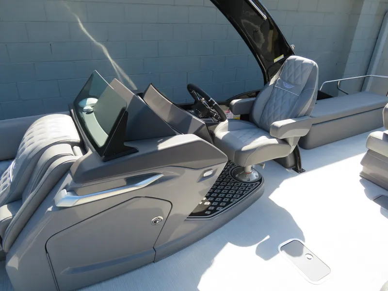 Slide: The Image of Bennington 30QXSBAX2 2026 - 12