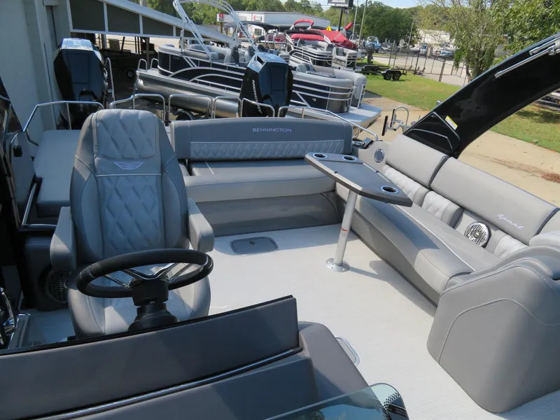 Slide: The Image of Bennington 30QXSBAX2 2026 - 22