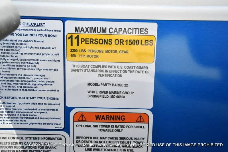 Slide: The Image of Sun Tracker Party Barge 22 DLX 2026 - 11