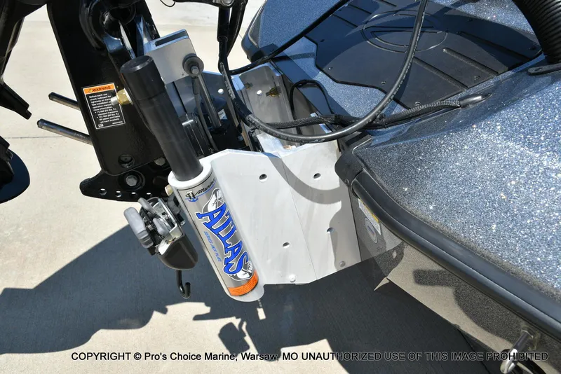 Slide: The Image of Ranger Z520R Dual Console 2023 - 15