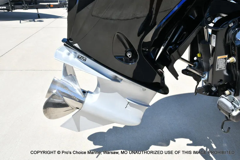 Slide: The Image of Ranger Z520R Dual Console 2023 - 19