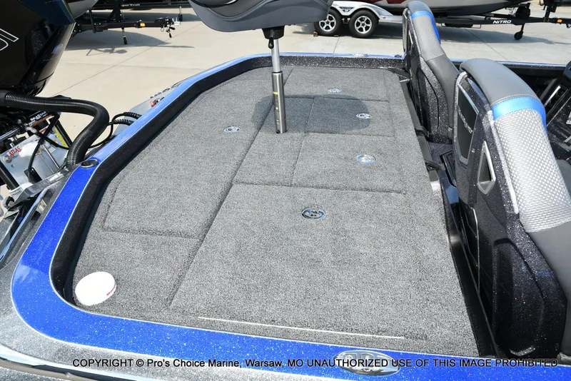 Slide: The Image of Ranger Z520R Dual Console 2023 - 35