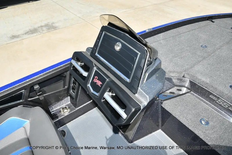 Slide: The Image of Ranger Z520R Dual Console 2023 - 47