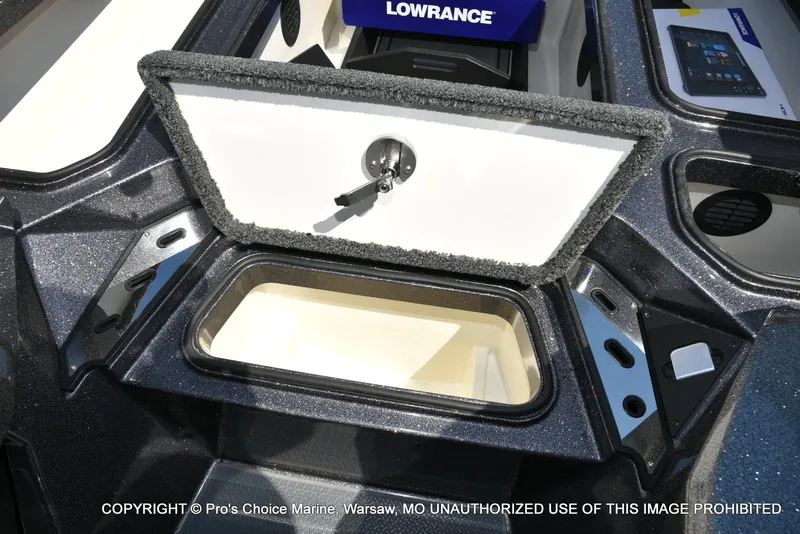 Slide: The Image of Ranger Z520R Dual Console 2023 - 58