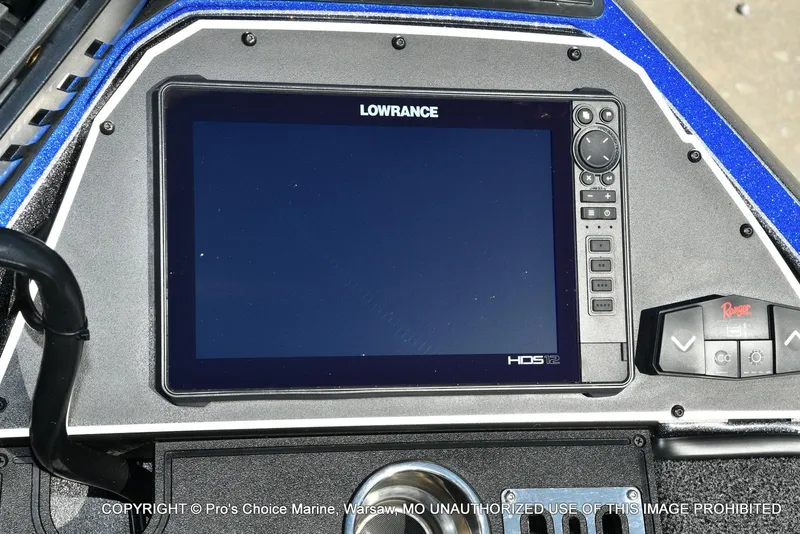 Slide: The Image of Ranger Z520R Dual Console 2023 - 6