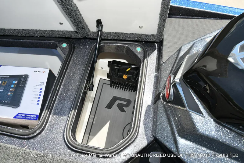 Slide: The Image of Ranger Z520R Dual Console 2023 - 64