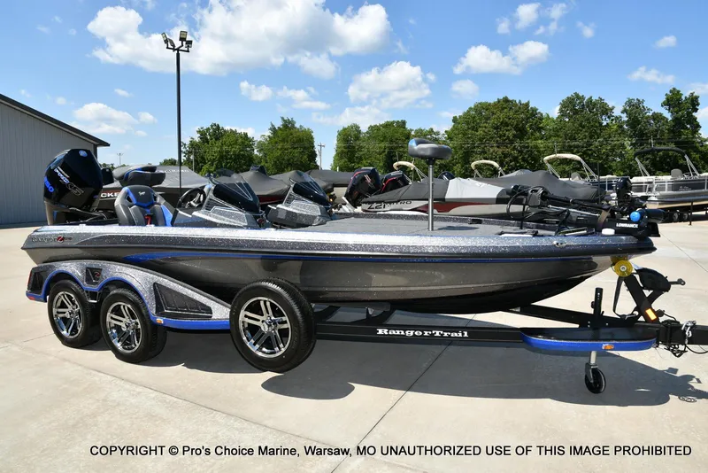 Slide: The Image of Ranger Z520R Dual Console 2023 - 74