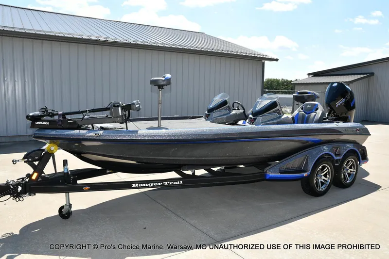 Slide: The Image of Ranger Z520R Dual Console 2023 - 82