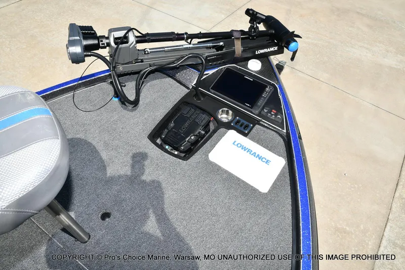 Slide: The Image of Ranger Z520R Dual Console 2023 - 9