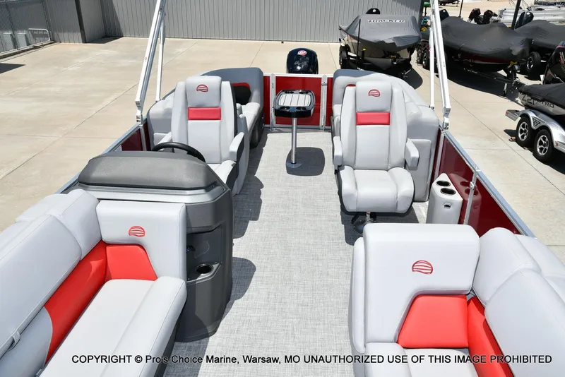 Slide: The Image of Sun Tracker Party Barge 22 DLX 2026 - 24