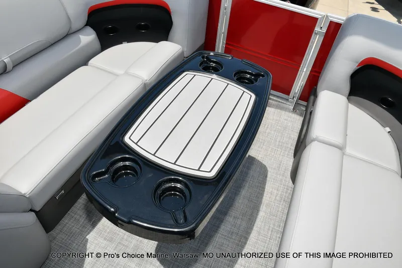 Slide: The Image of Sun Tracker Party Barge 22 DLX 2026 - 37