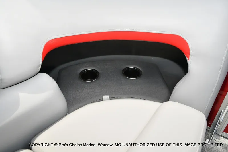 Slide: The Image of Sun Tracker Party Barge 22 DLX 2026 - 52