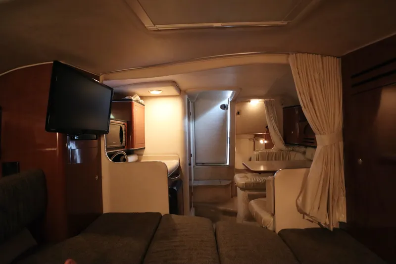 Slide: The Image of Sea Ray 280 Sundancer 2003 - 14