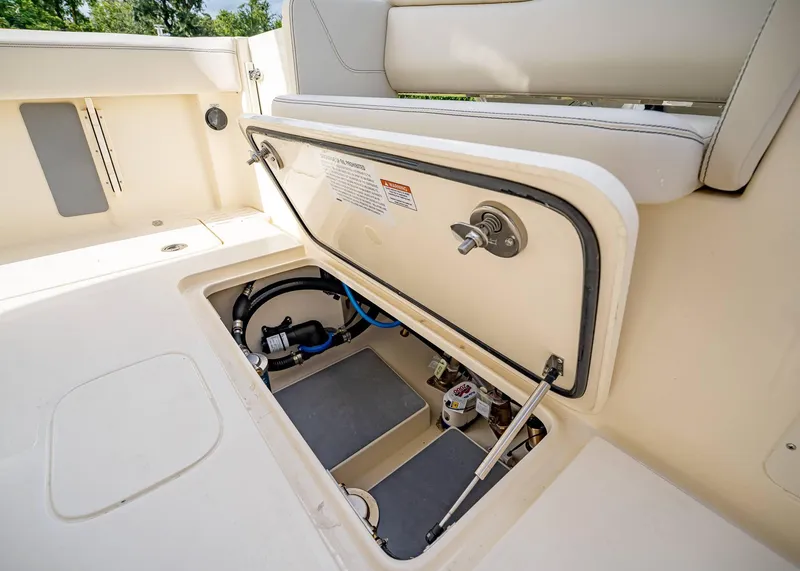 Slide: The Image of Scout 305 LXF 2026 - 12