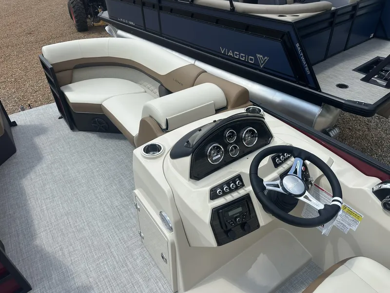 Slide: The Image of Lowe SS210 2025 - 4