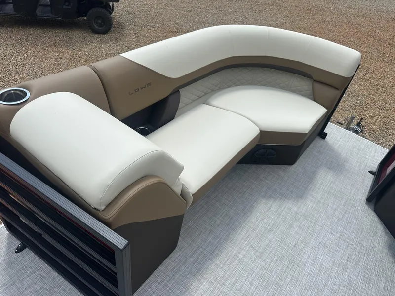 Slide: The Image of Lowe SS210 2025 - 7