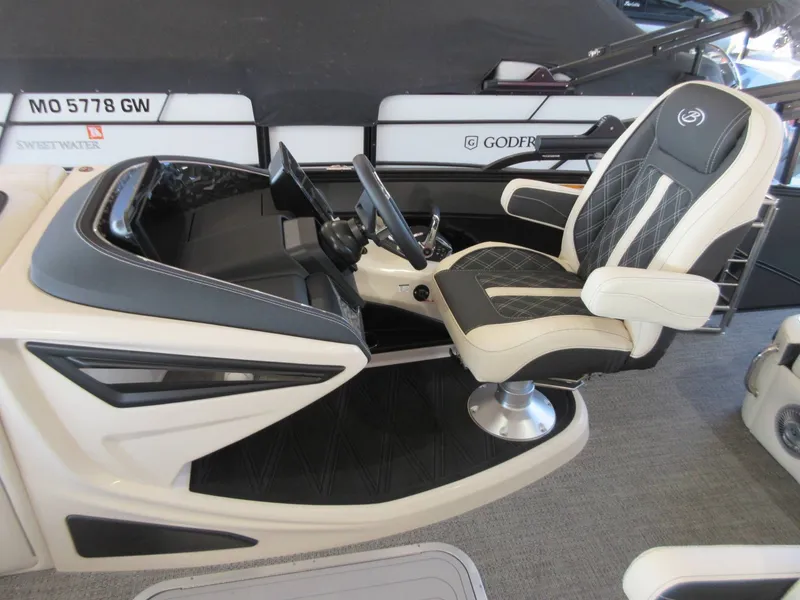 Slide: The Image of Barletta Lusso 23UC 2026 - 13