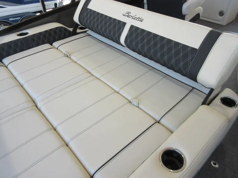 Slide: The Image of Barletta Lusso 23UC 2026 - 15