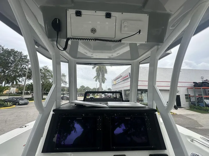 Slide: The Image of Sea Pro 259 Deep V Series 2023 - 12