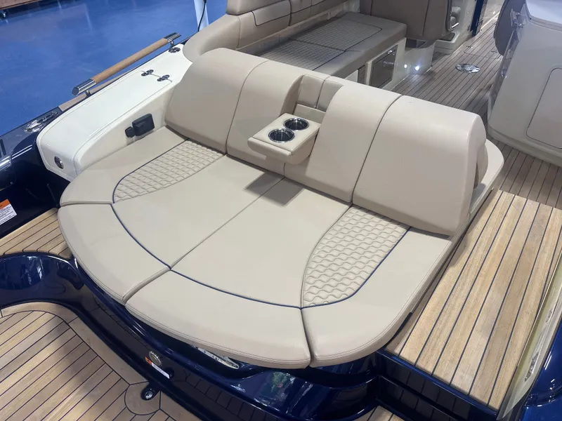 Slide: The Image of Chris-Craft Launch 31 GT 2026 - 11