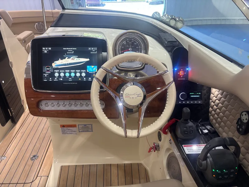 Slide: The Image of Chris-Craft Launch 31 GT 2026 - 23