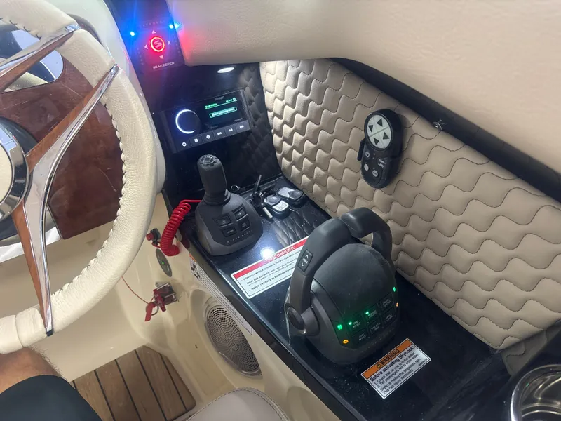 Slide: The Image of Chris-Craft Launch 31 GT 2026 - 25