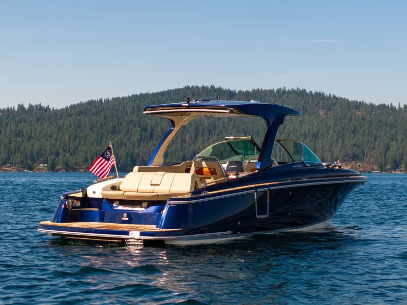 Slide: The Image of Chris-Craft Launch 31 GT 2026 - 3