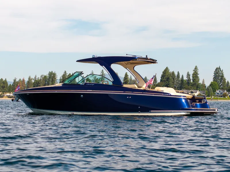 Slide: The Image of Chris-Craft Launch 31 GT 2026 - 6