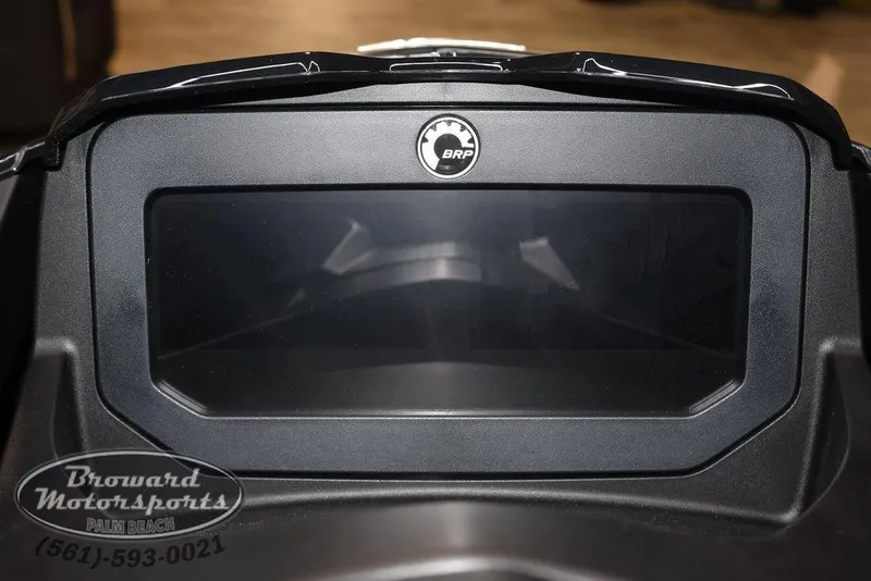 Slide: The Image of Sea-Doo FishPro Trophy 170 2025 - 21