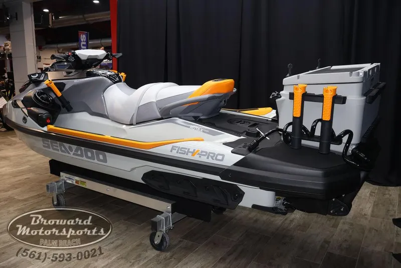 Slide: The Image of Sea-Doo FishPro Trophy 170 2025 - 4