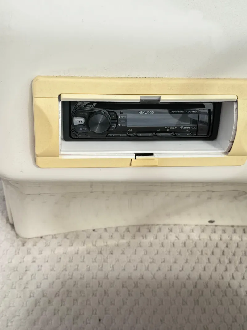 Slide: The Image of Bennington 2275RL 2005 - 13