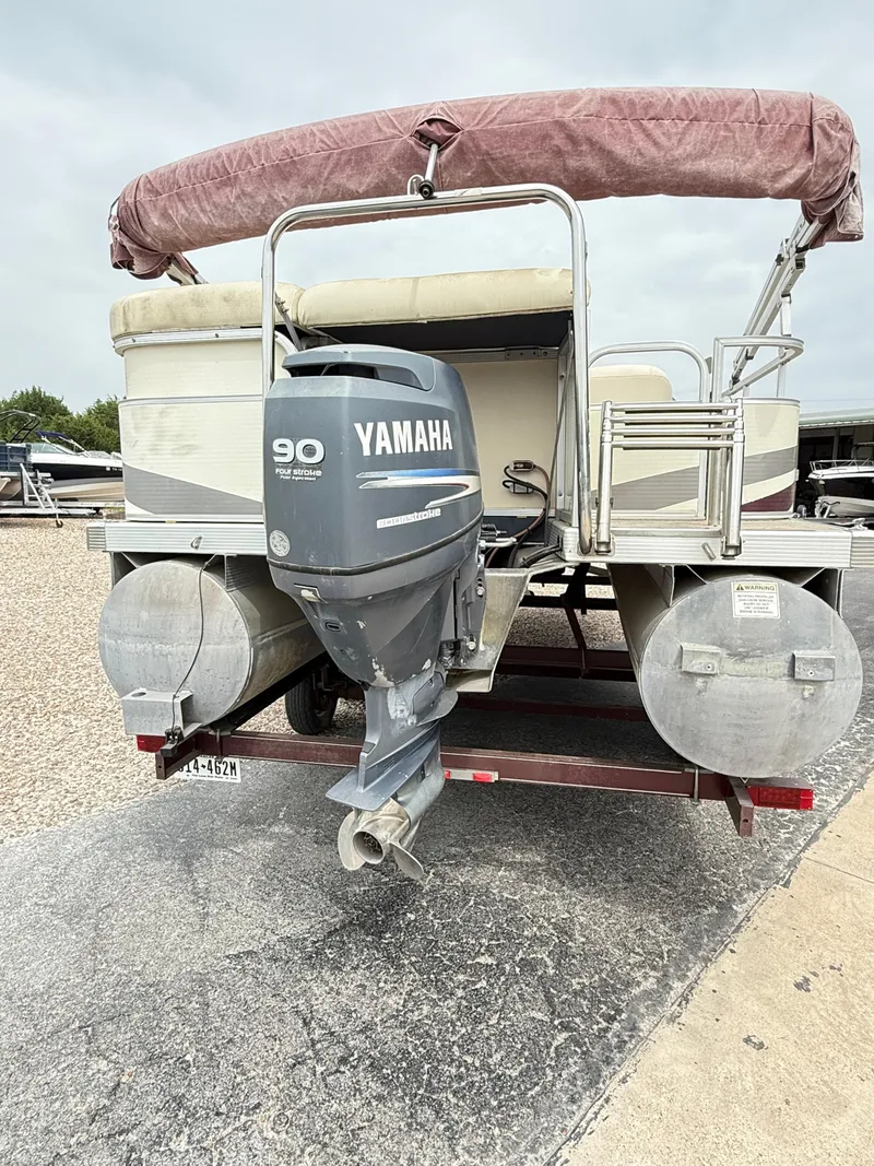 Slide: The Image of Bennington 2275RL 2005 - 16