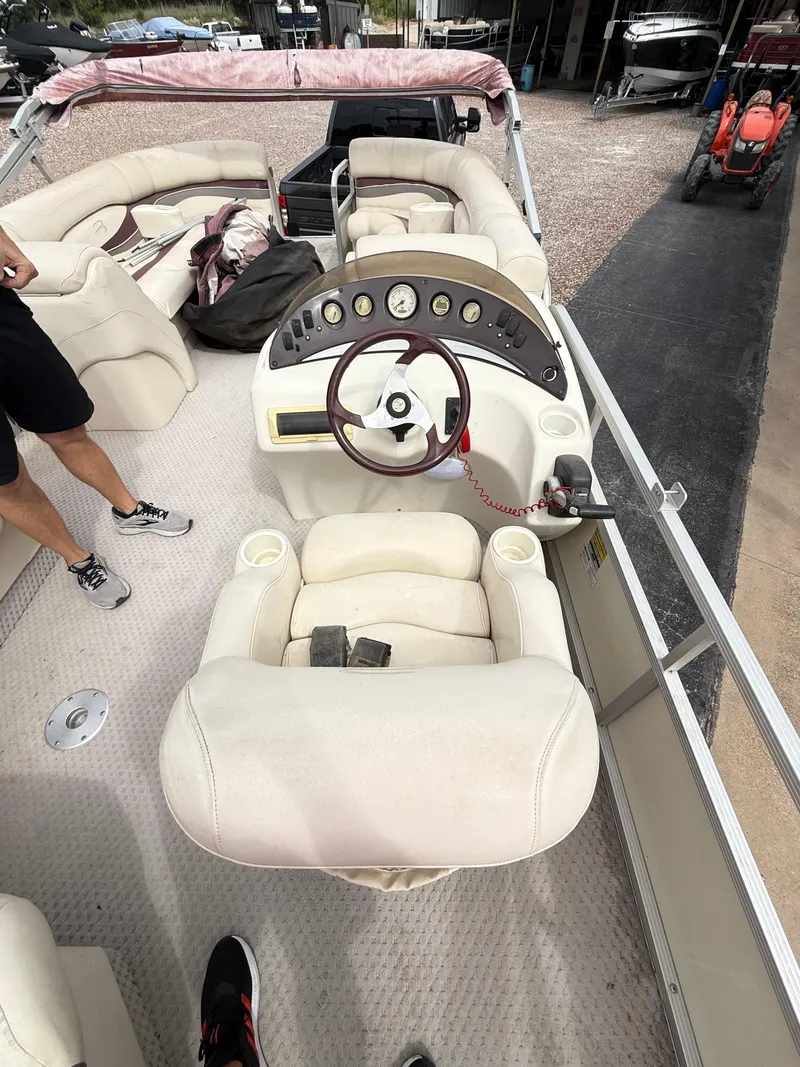 Slide: The Image of Bennington 2275RL 2005 - 7