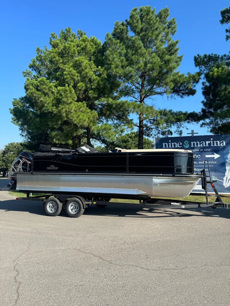 The Image of SunCatcher Select 322SS 2025 - 1