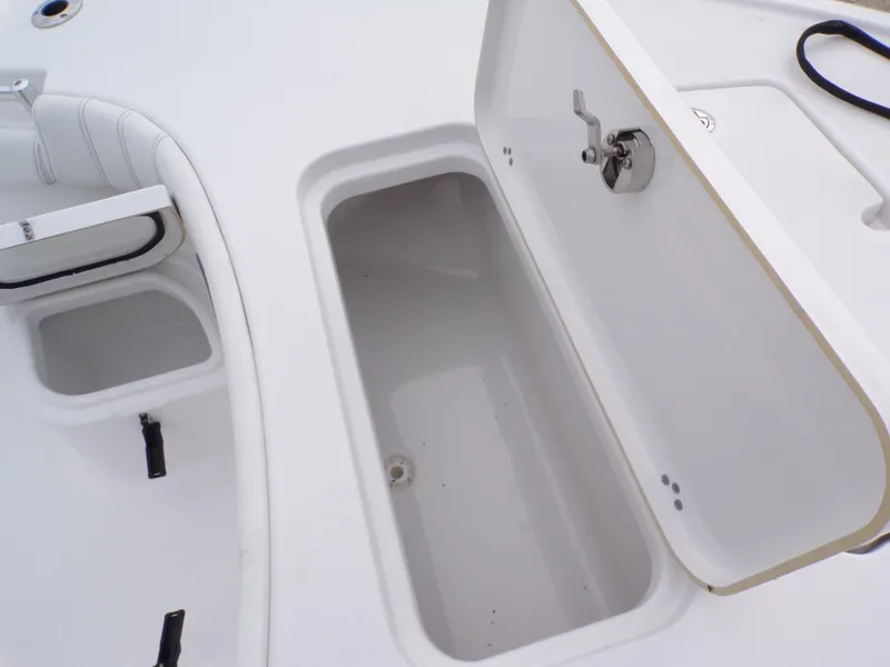 Slide: The Image of Sportsman Masters 267 Bay Boat 2021 - 31