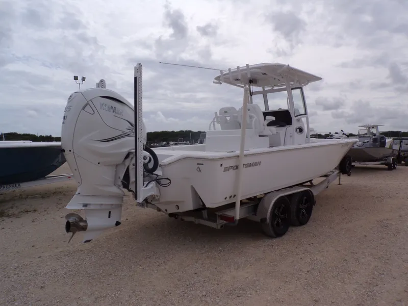 Slide: The Image of Sportsman Masters 267 Bay Boat 2021 - 42