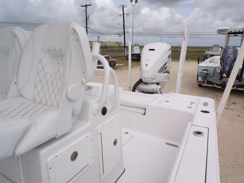 Slide: The Image of Sportsman Masters 267 Bay Boat 2021 - 52