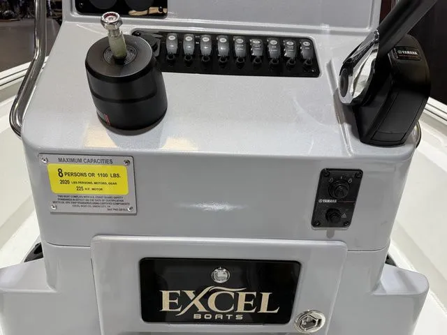 Slide: The Image of Excel Bay Pro Elite 220 W/Yamaha 175 "SHO" 2026 - 13