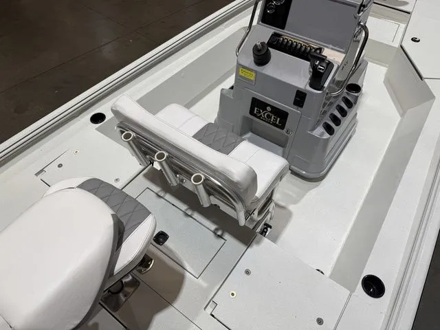 Slide: The Image of Excel Bay Pro Elite 220 W/Yamaha 175 "SHO" 2026 - 14