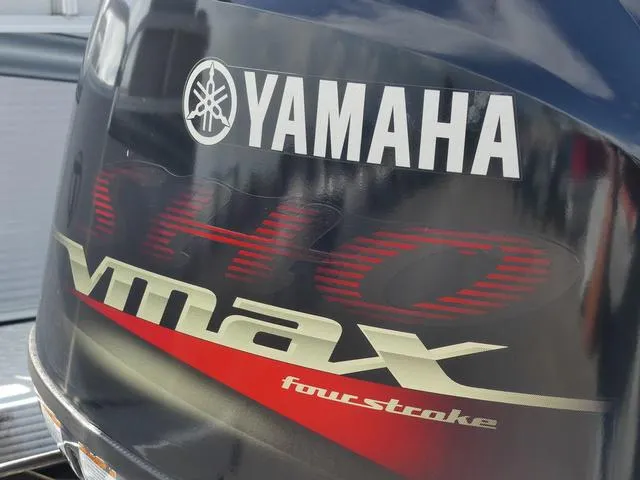 Slide: The Image of Tahoe SLT Quad Lounge 20' 2021 - 11